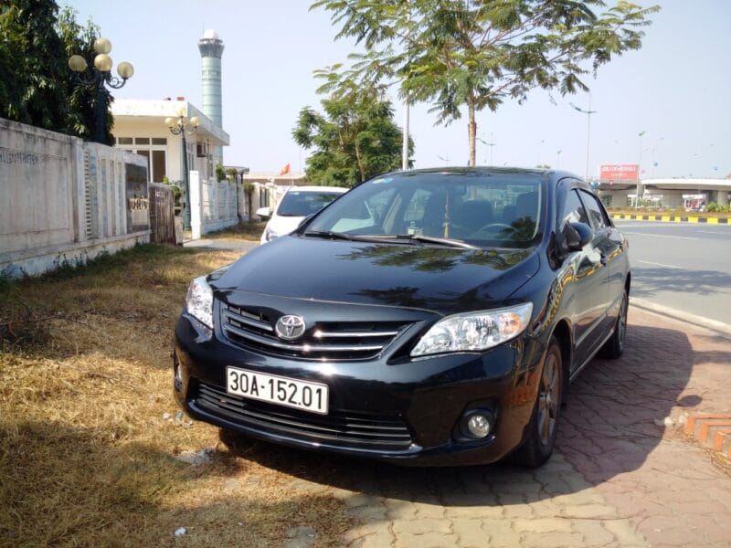 Thuê xe Toyota Altis - Ảnh 1