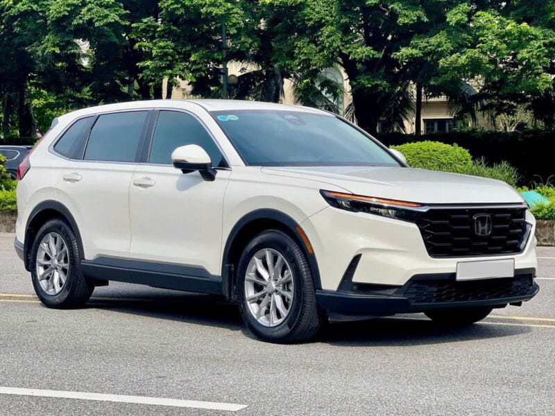 Thuê xe CRV 2024 (có lái) - Ảnh 1